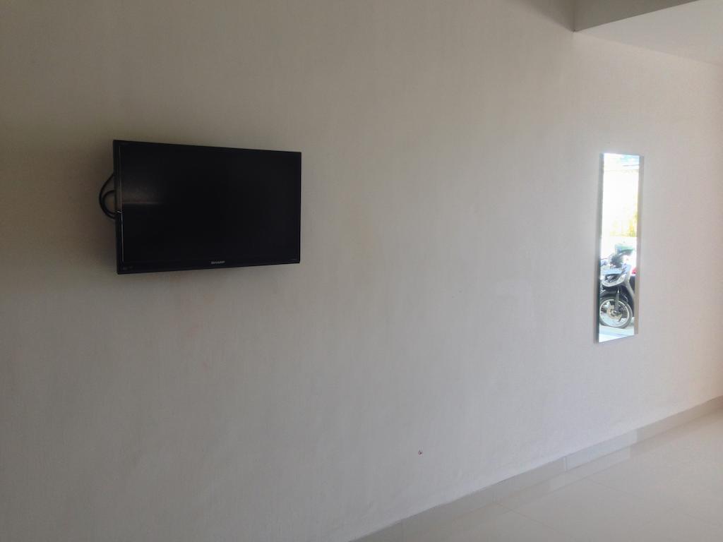 سورابايا Rumah Cassa Guest House الغرفة الصورة