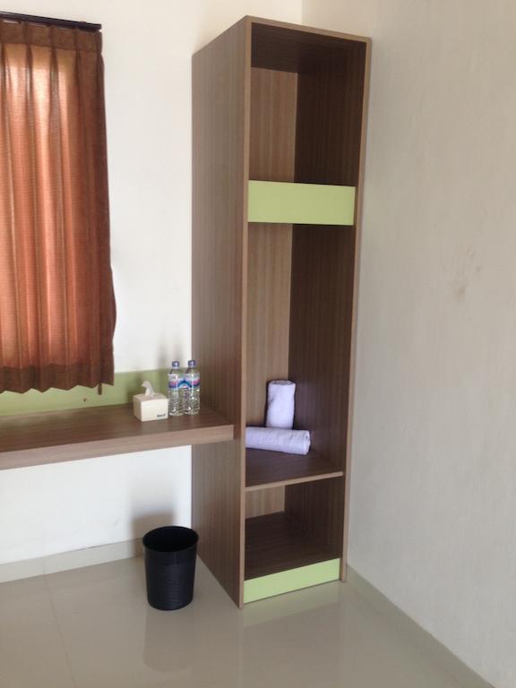 سورابايا Rumah Cassa Guest House الغرفة الصورة