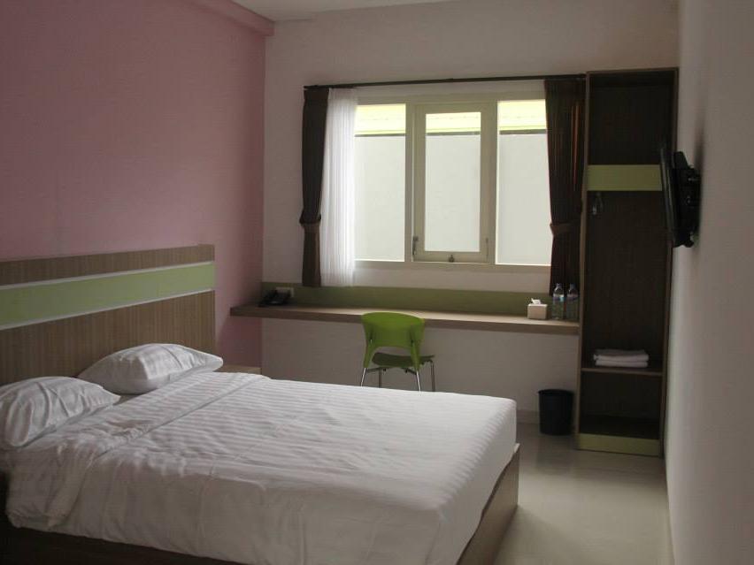 سورابايا Rumah Cassa Guest House المظهر الخارجي الصورة